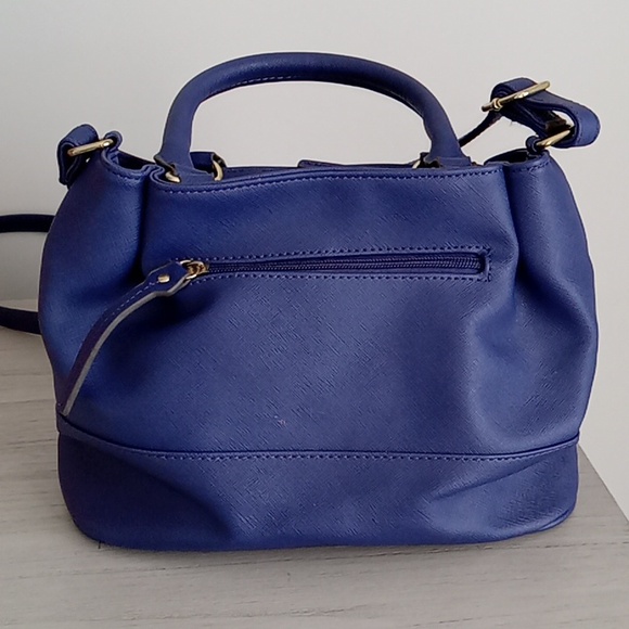 BOGO 50% OFF! Handbag with crossbody strap - Picture 4 of 15